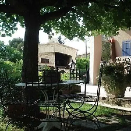 Les Oliviers De Claron Pensión